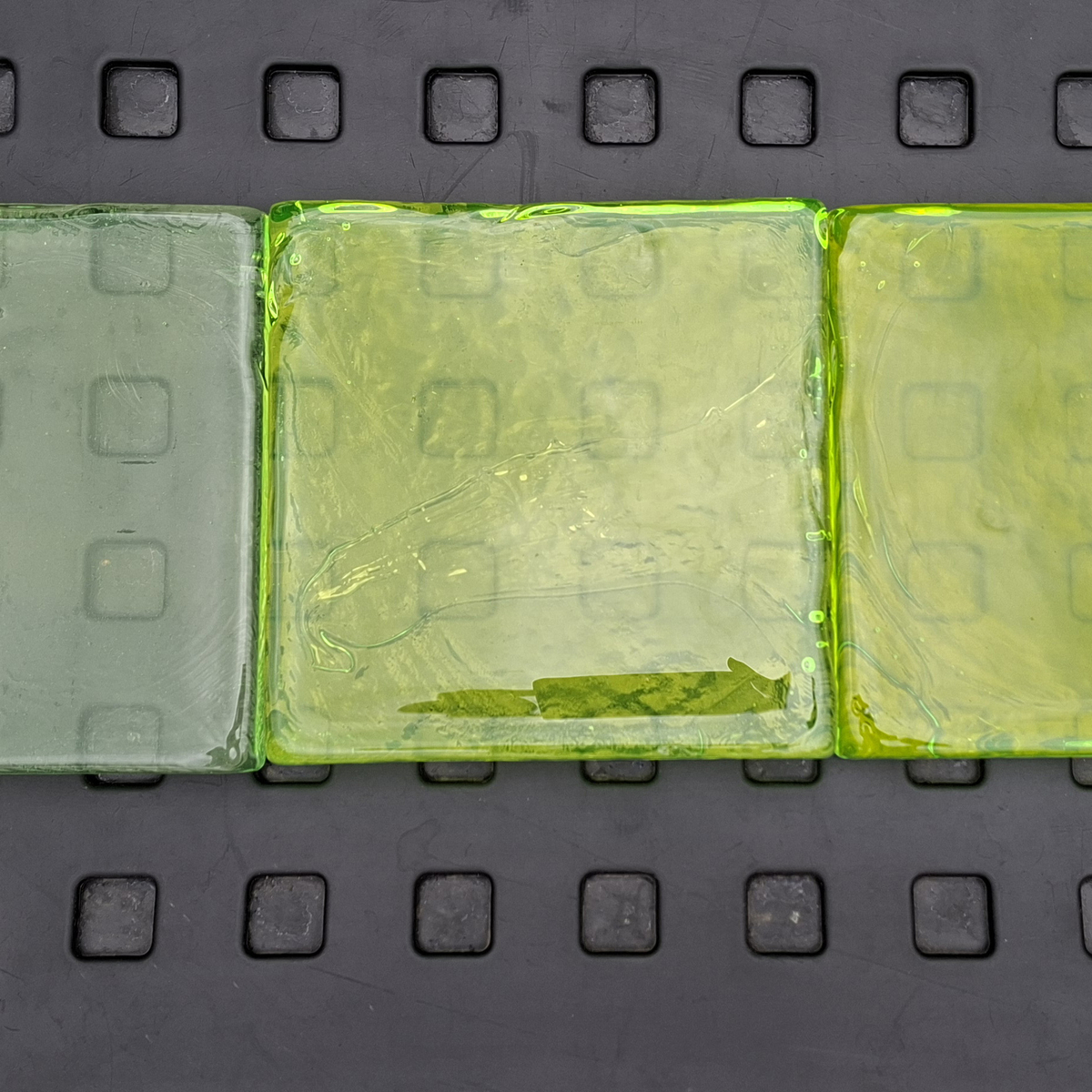 Czech square uranium glass block slab design decor craft lampwork art installation - kopie