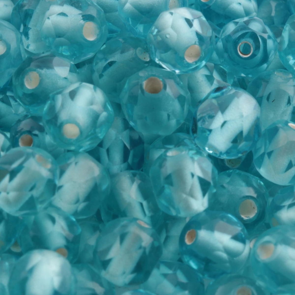 Lot (480) Austrian D.S antique aqua blue round faceted glass beads 5mm