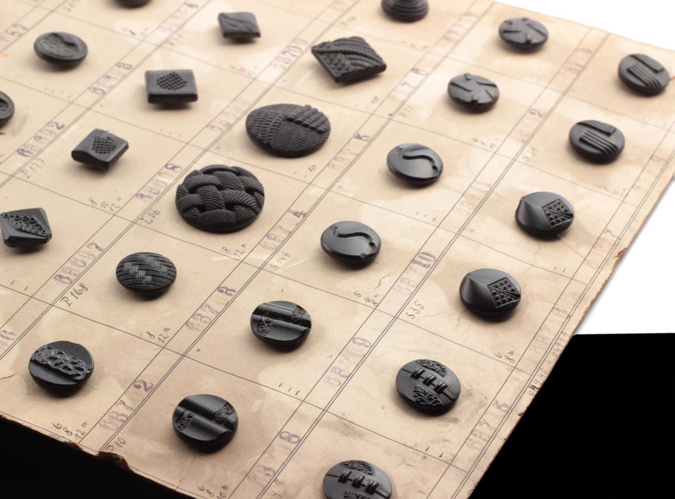 1935 sample card (60) Czech antique Art Deco geometric floral jet black glass buttons