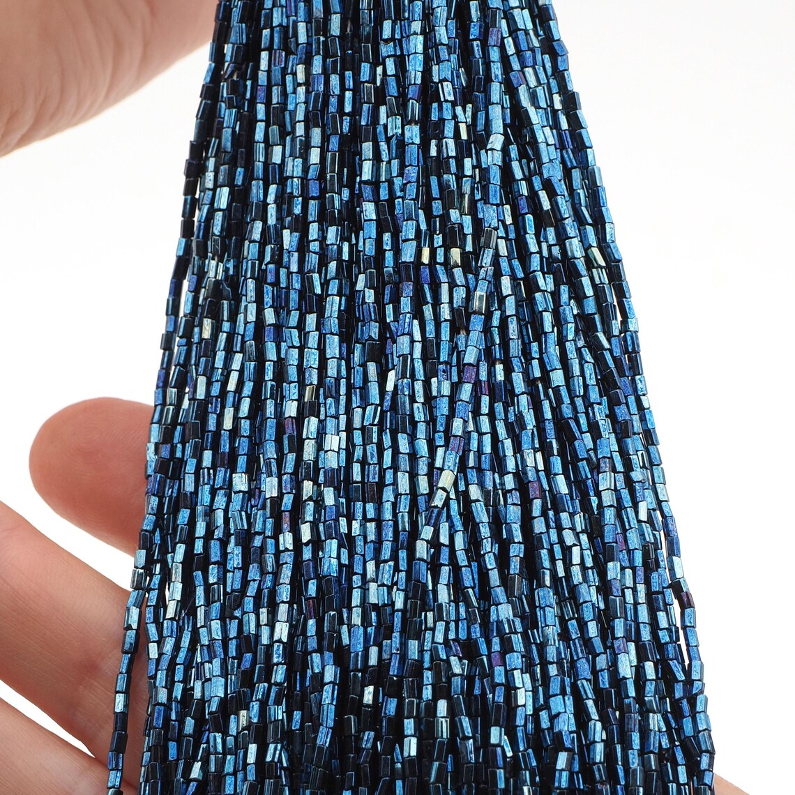 blue iris sparkle metallic hexagon bugle glass beads 10 bpi Maser Hank 22 000 pcs, 240g Czech