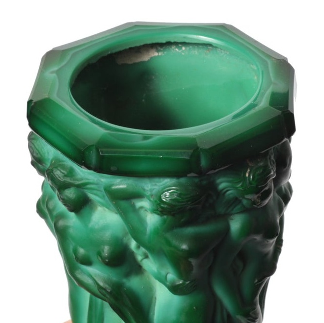 Original rare Vintage Art Deco Czech Schlevogt Ingrid nudes malachite green glass vase