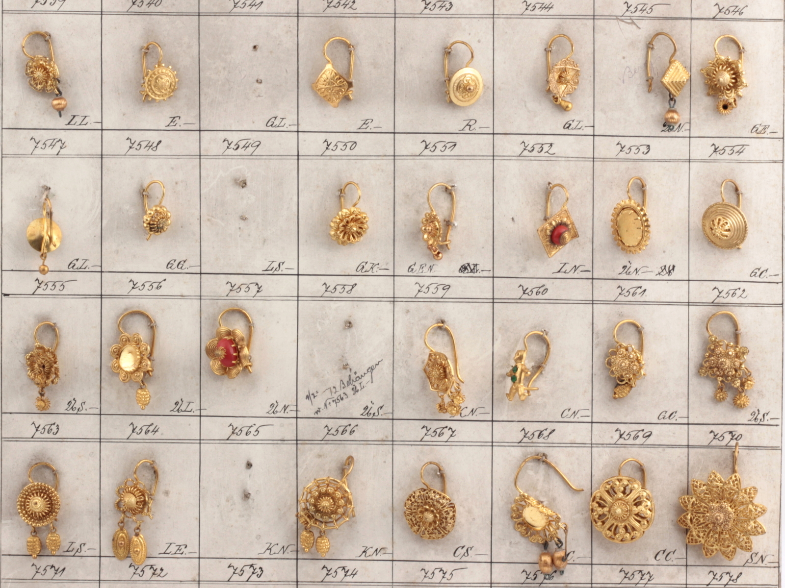 Design sample card (59) vintage brass earrings Art Deco 1920's Czechoslovakia