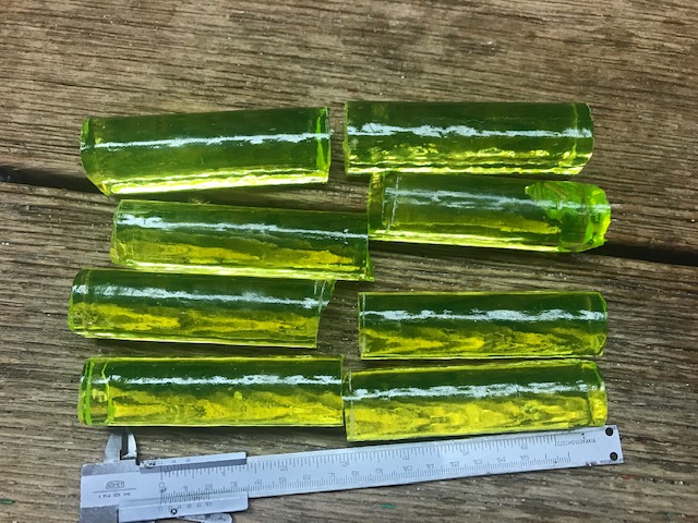 8 x Czech uranium glass rod lampwork aquarium art molding SAMPLE - kopie