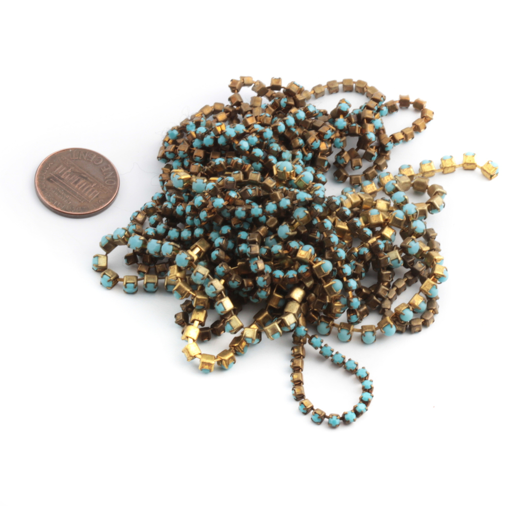 Lot vintage gold tone prong set blue rhinestone banding necklace chain trim