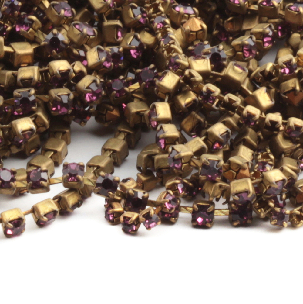 Lot vintage gold tone prong set purple amethyst rhinestone banding necklace chain trim