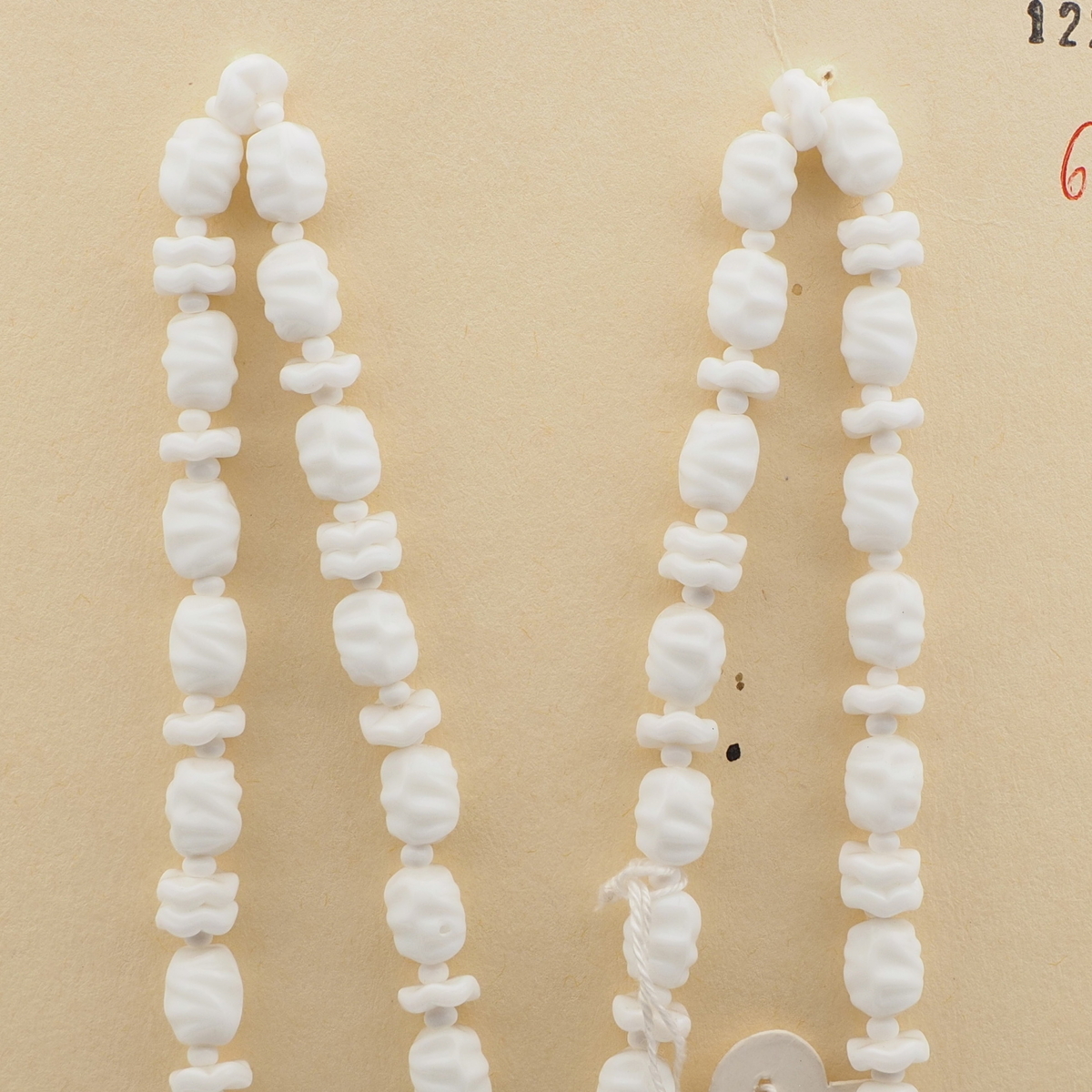 Vintage Czech necklace white nugget interlocking rondelle glass beads 26"