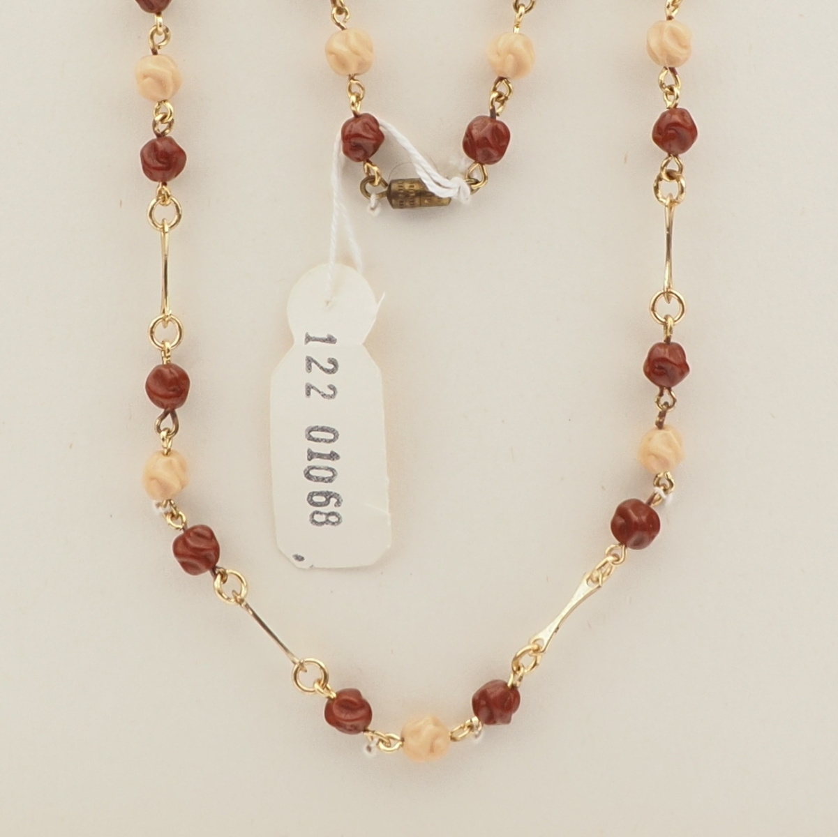 Vintage Czech wired link necklace red beige twist glass beads 