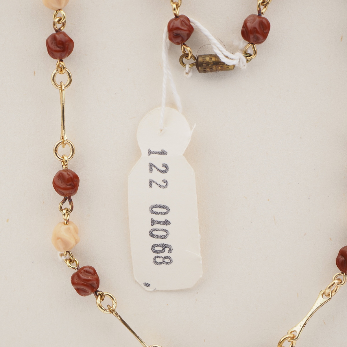 Vintage Czech wired link necklace red beige twist glass beads 