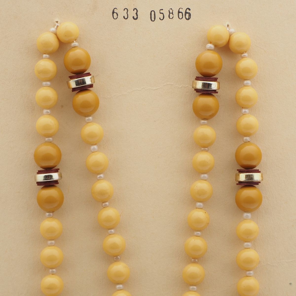 Vintage Czech necklace beige mustard glass beads 