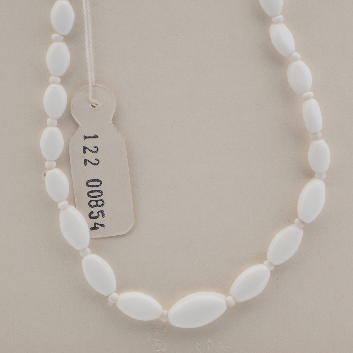 Vintage Czech necklace gradual white oval glass beads 