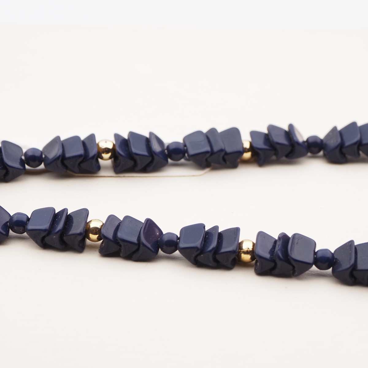 Vintage Czech necklace blue interlocking glass beads
