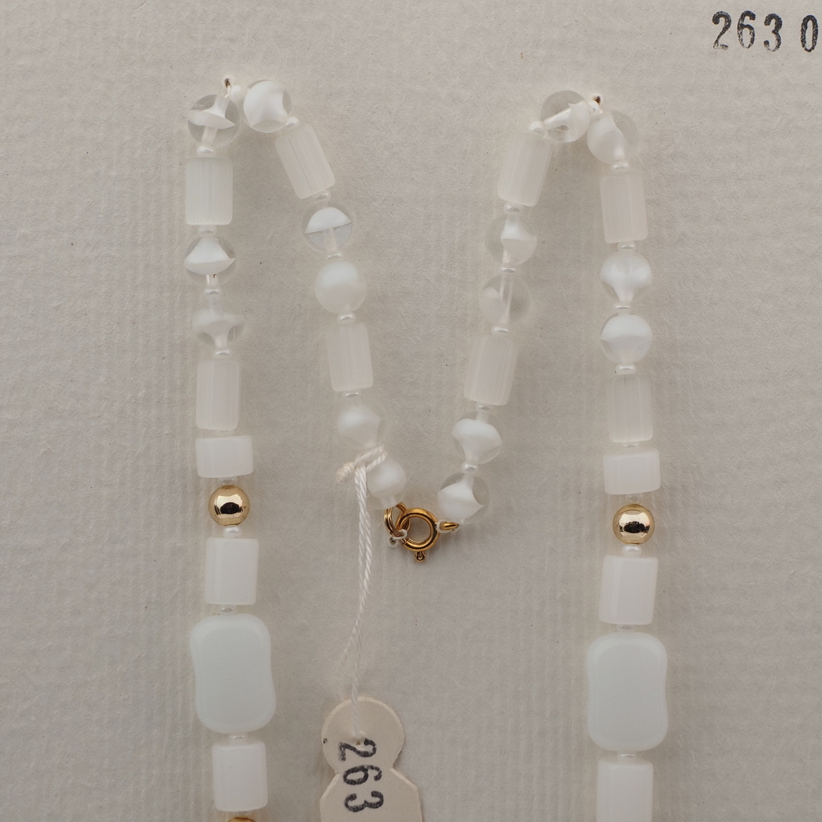 Vintage Czech necklace frost satin atlas opaline bicolor glass beads 