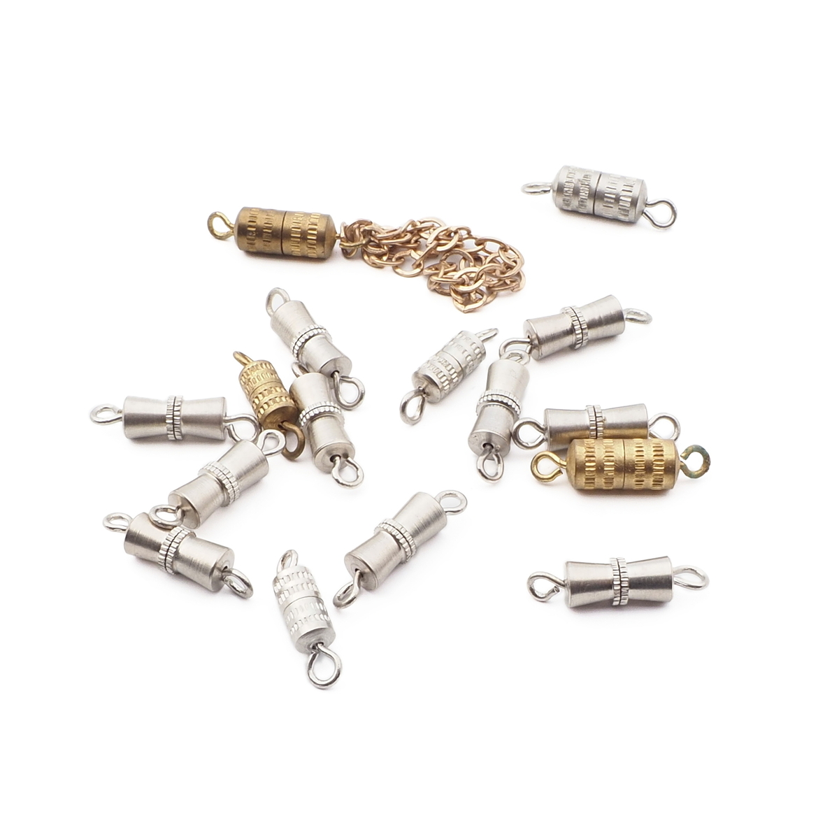 Lot 16 Vintage 1 strand metal screw barrel clasps