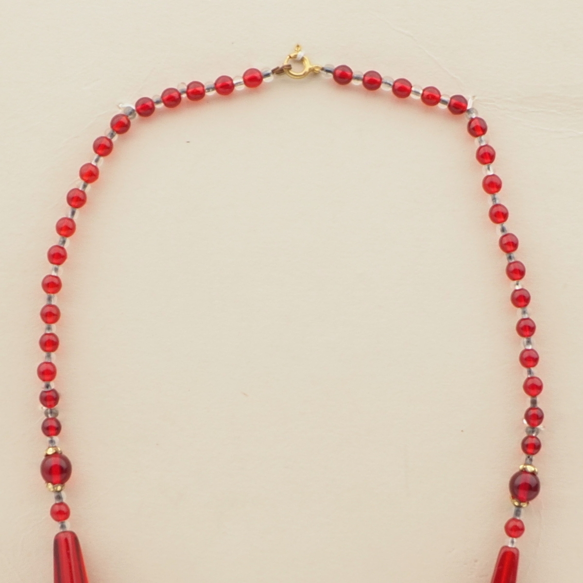 Czech vintage souvenir pendant necklace red glass beads