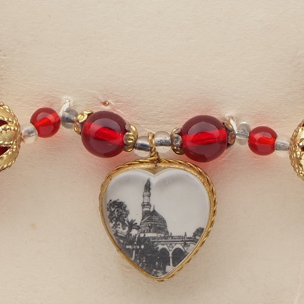 Czech vintage souvenir pendant necklace red glass beads