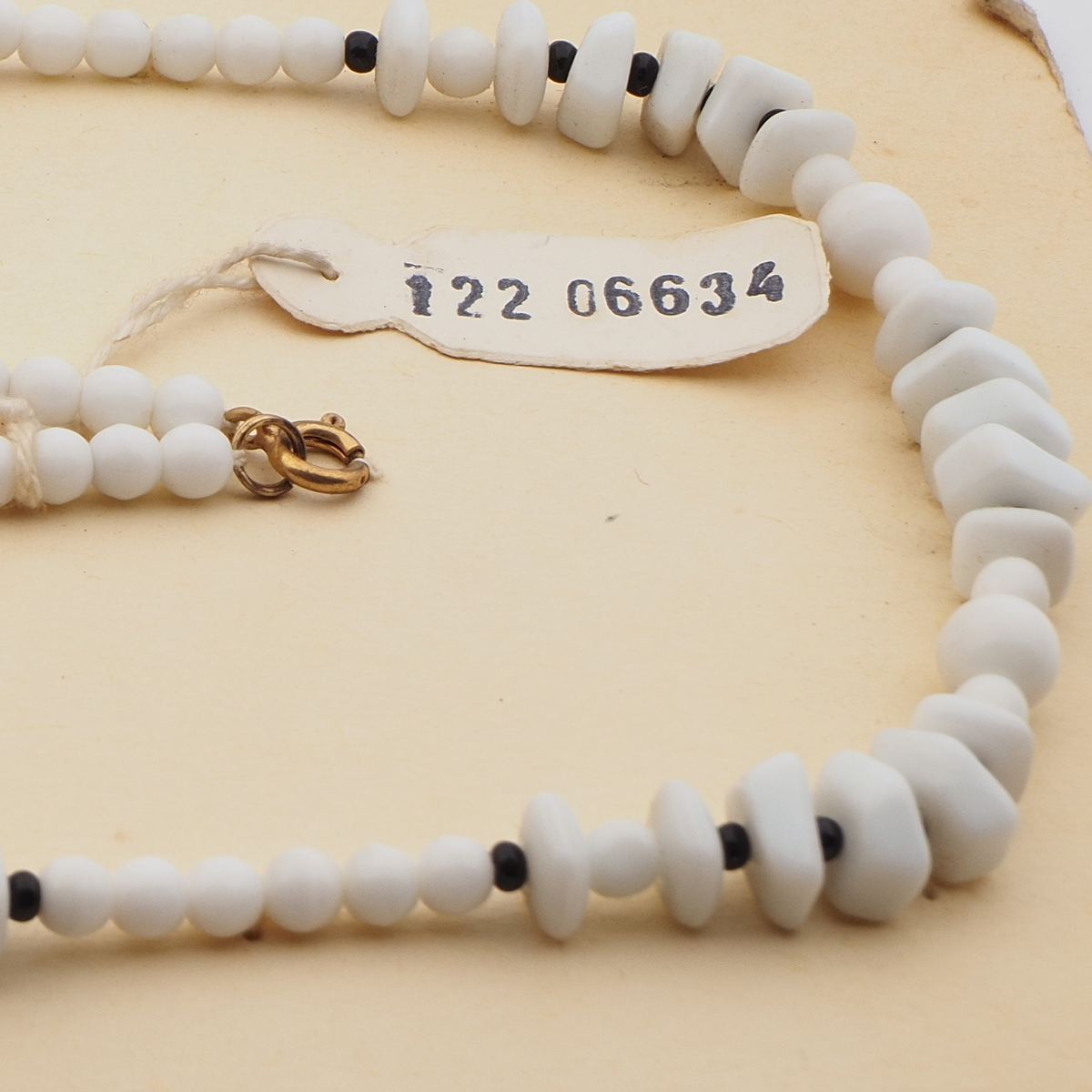Vintage Czech necklace white round rondelle chip glass beads