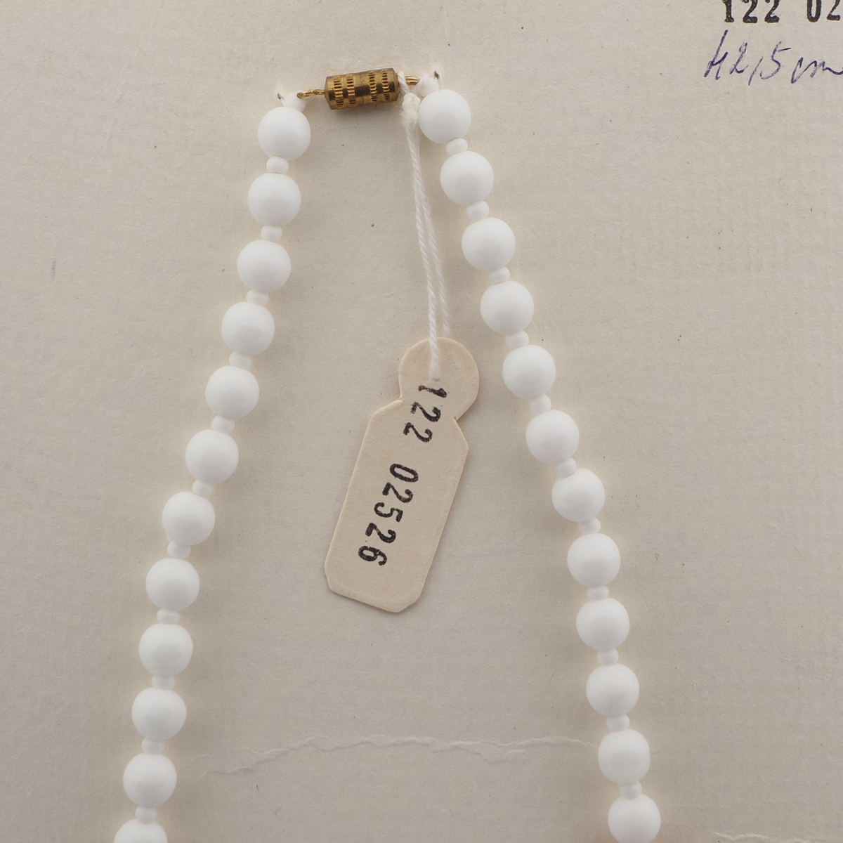 Vintage Czech necklace white pink marble glass beads 16"