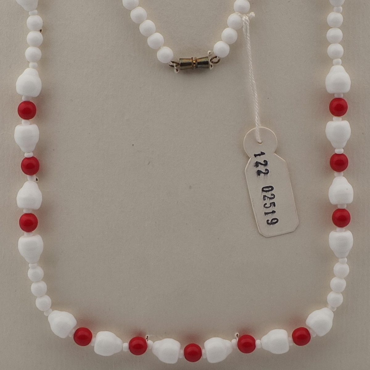 Vintage Czech necklace red white round bell glass beads 