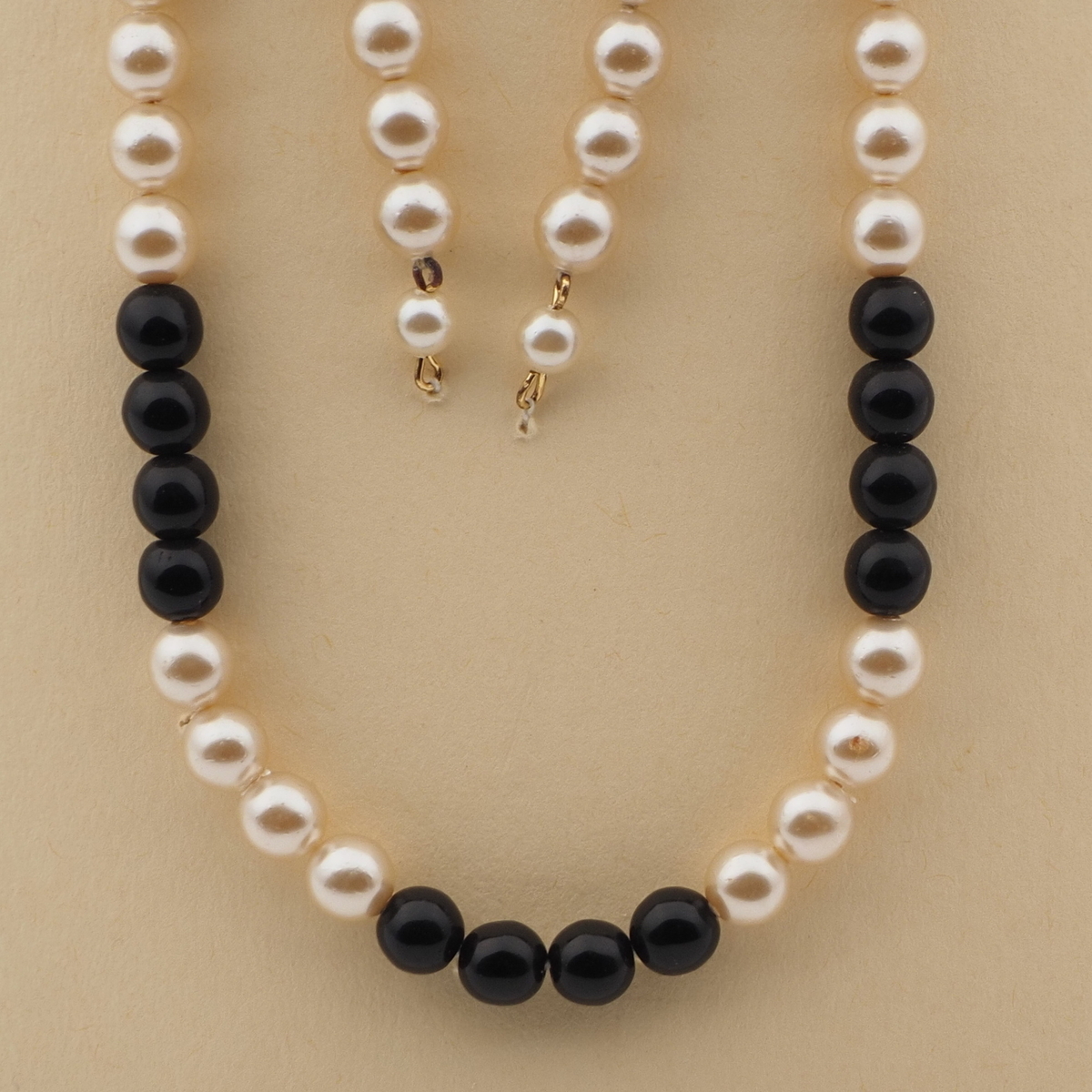 Vintage Czech necklace element glasses holder black pearl glass beads 30"
