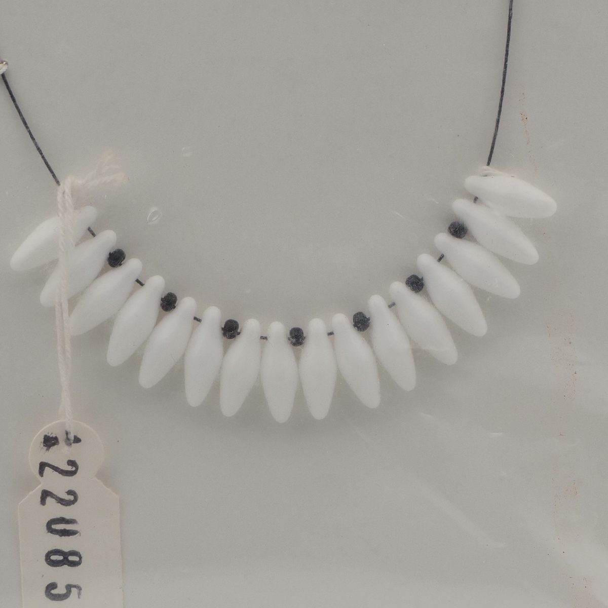 Vintage Czech wire necklace oval pendant glass beads 