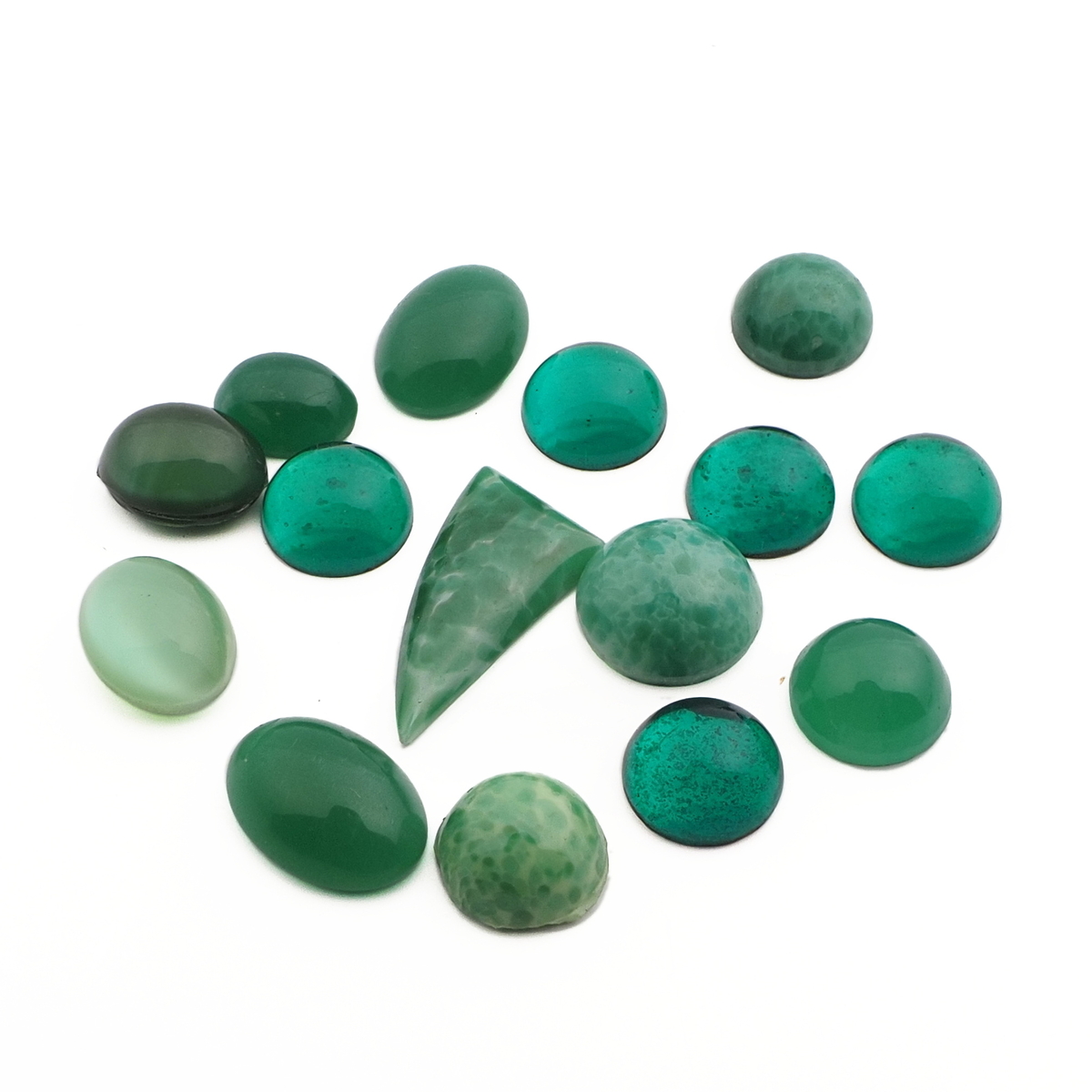 Lot (15) Czech vintage glass cabochons green matrix marble opaline