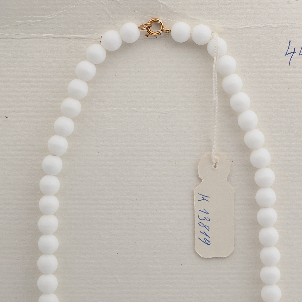 Vintage Czech necklace white blue marble glass beads 