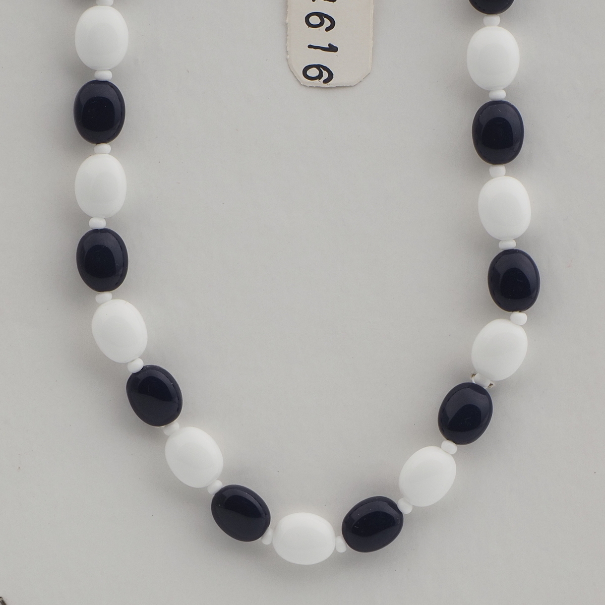 Vintage Czech necklace blue white oval glass beads 15"