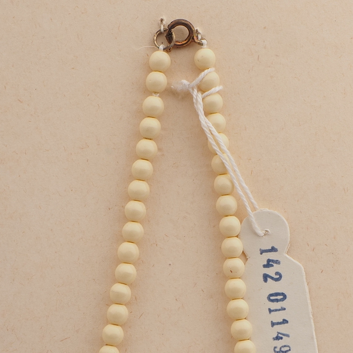Vintage Czech necklace beige brown glass beads 
