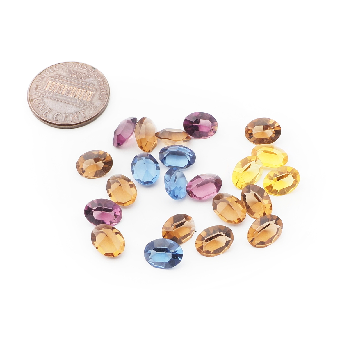 Lot (22) Czech vintage oval faceted glass rhinestones 8x6mm