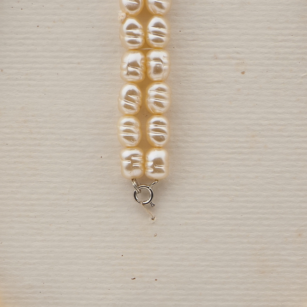 Vintage Czech necklace pearl oval ribbed glass beads