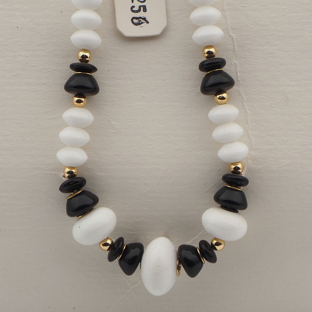 Vintage Czech necklace black white rondelle glass beads 16"