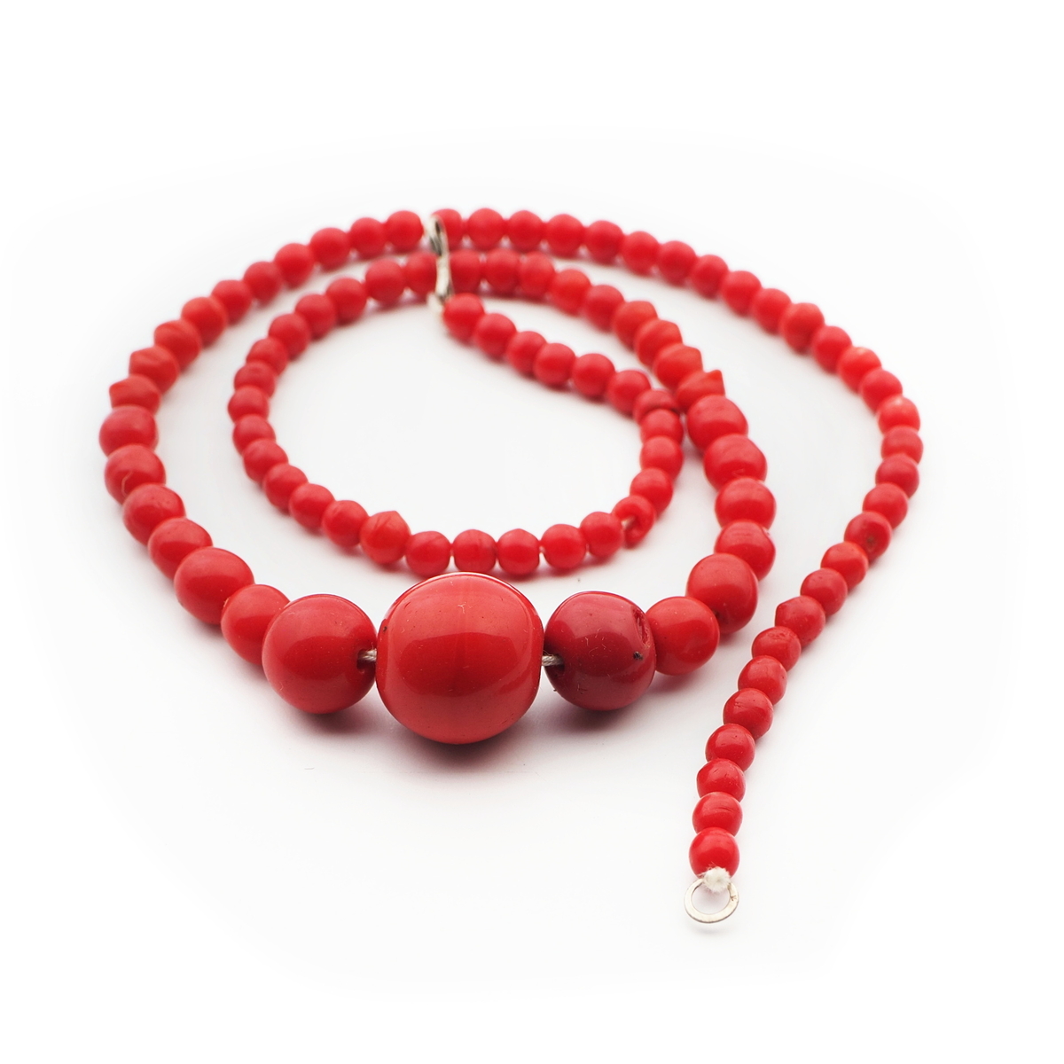 Vintage Czech Deco necklace red gradual depression glass beads