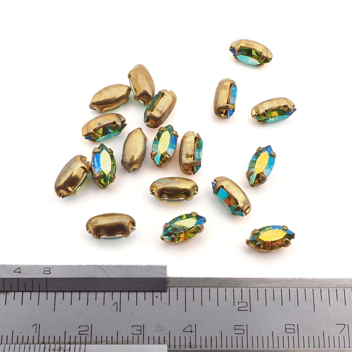 Peridot AB glue soldering Navette 10x5 mm lot 18 pcs vintage faceted rhinestones Preciosa fancy chaton stones