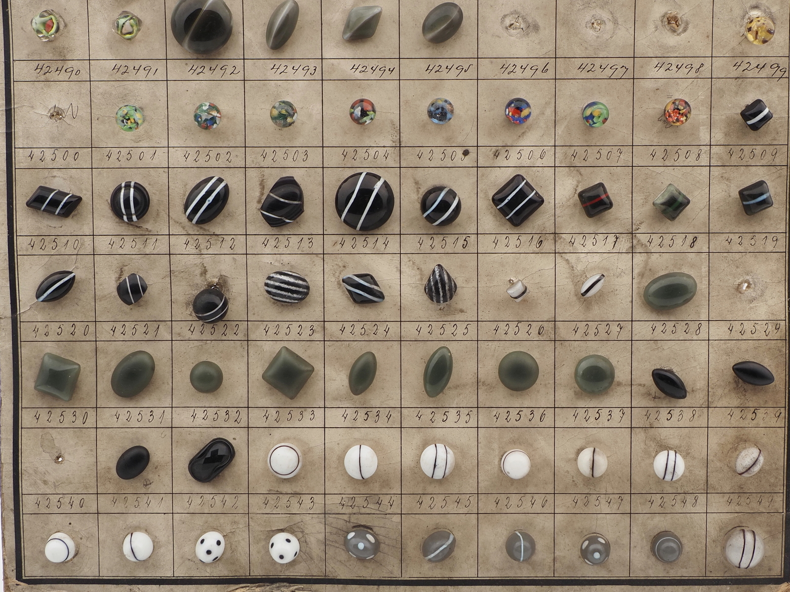 Sample card (121) Czech antique glass buttons bicolor paperweight moonglow