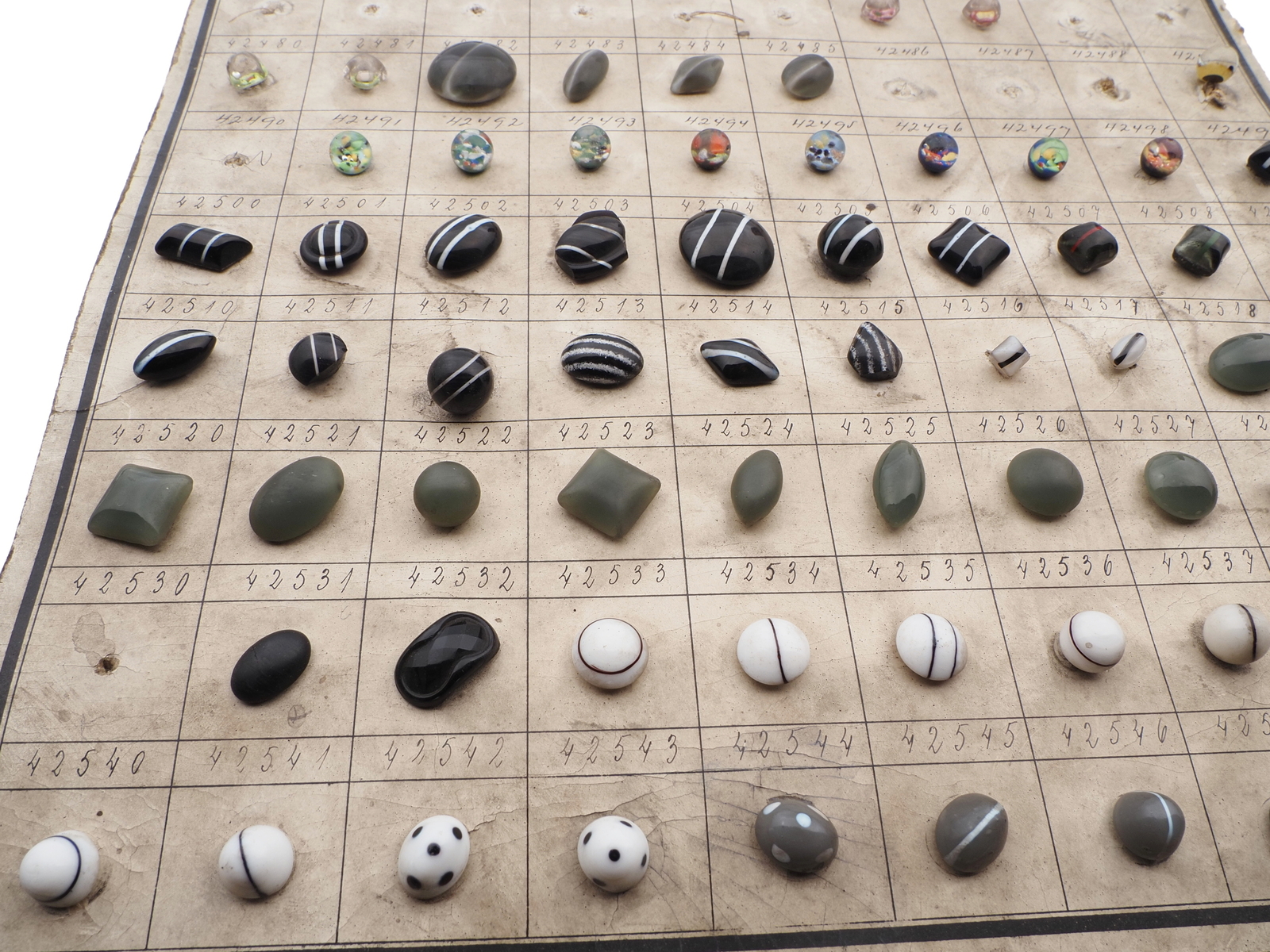Sample card (121) Czech antique glass buttons bicolor paperweight moonglow