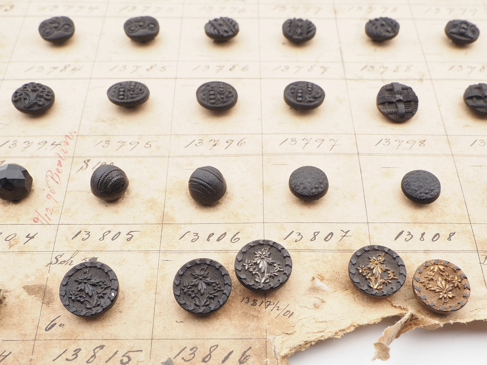 Sample card (138) Czech antique dimi glass buttons 