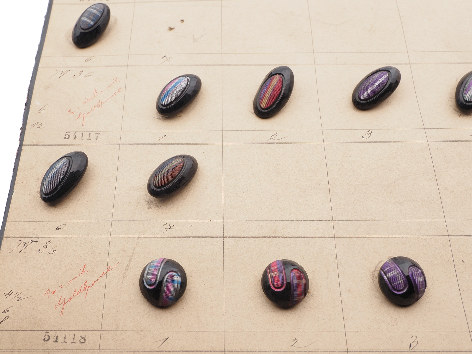 Sample card (32) Czech antique glass buttons fabric effect black
