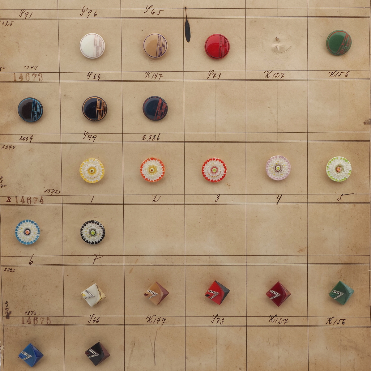 1936 Sample card (39) Czech antique glass buttons geometric floral Deco