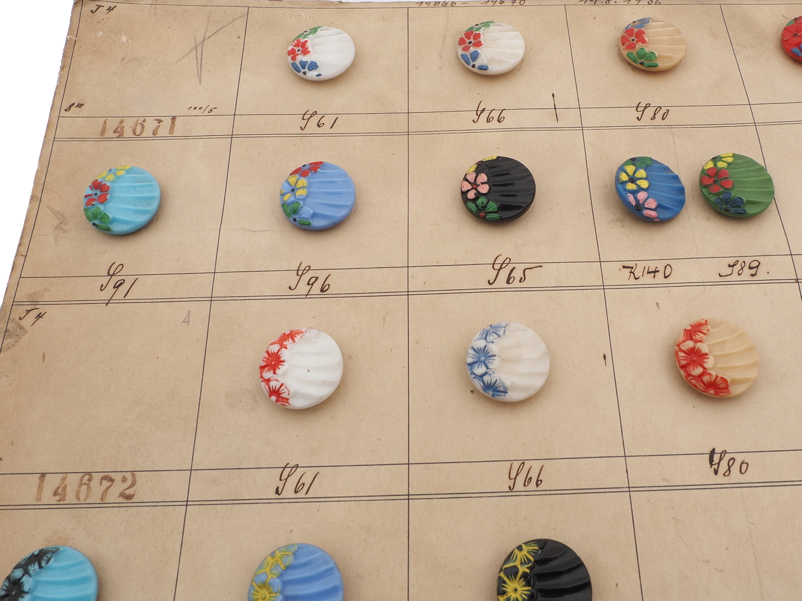 1936 Sample card (39) Czech antique glass buttons geometric floral Deco