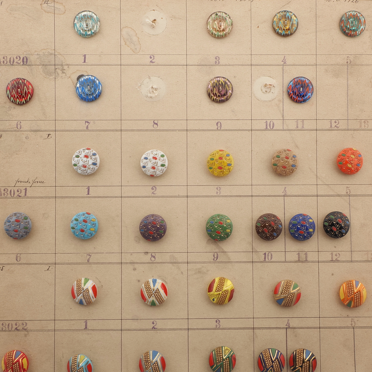 1926 Sample card (43) Czech antique glass buttons geometric floral Deco