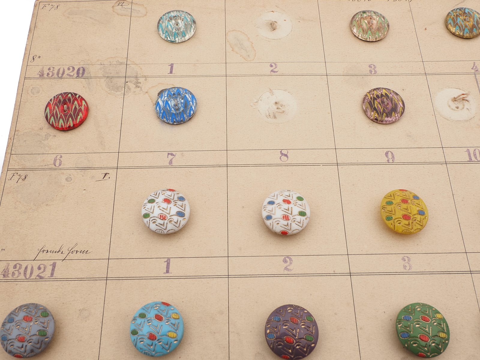 1926 Sample card (43) Czech antique glass buttons geometric floral Deco