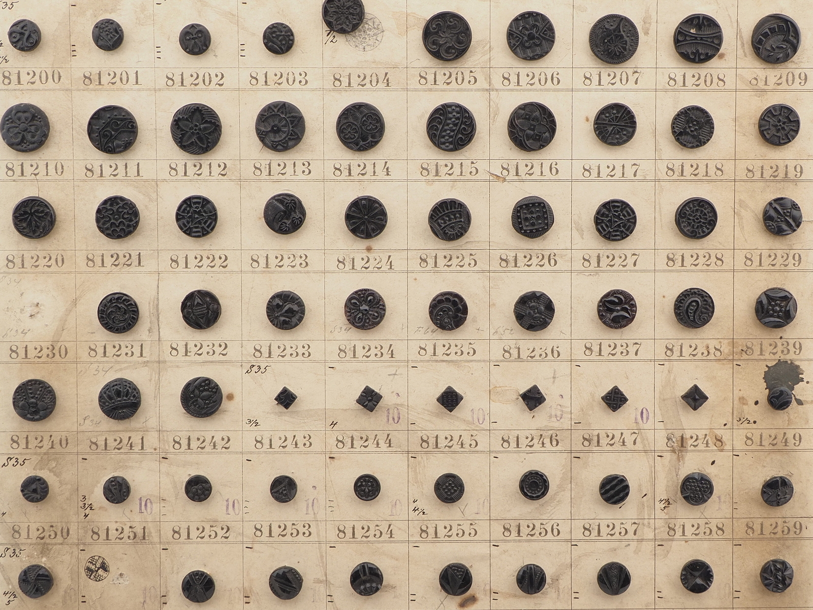 Sample card (143) Czech antique black glass buttons