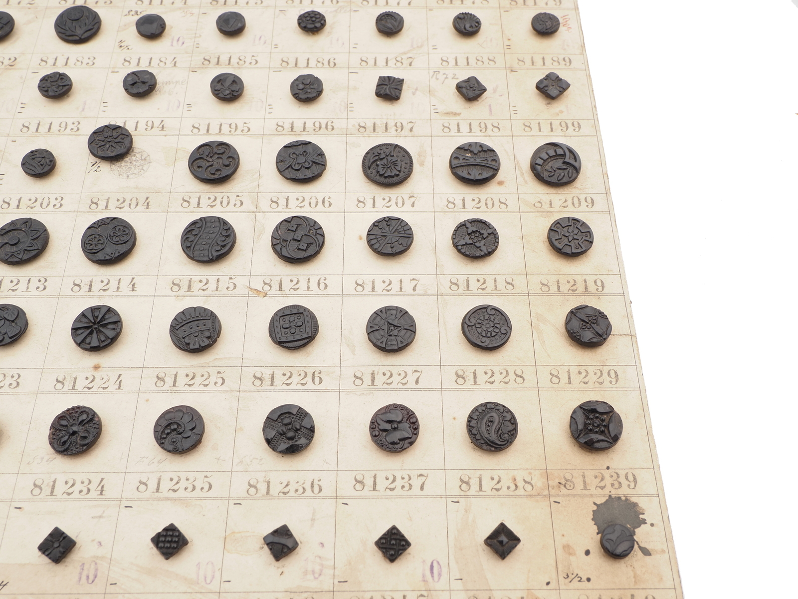 Sample card (143) Czech antique black glass buttons