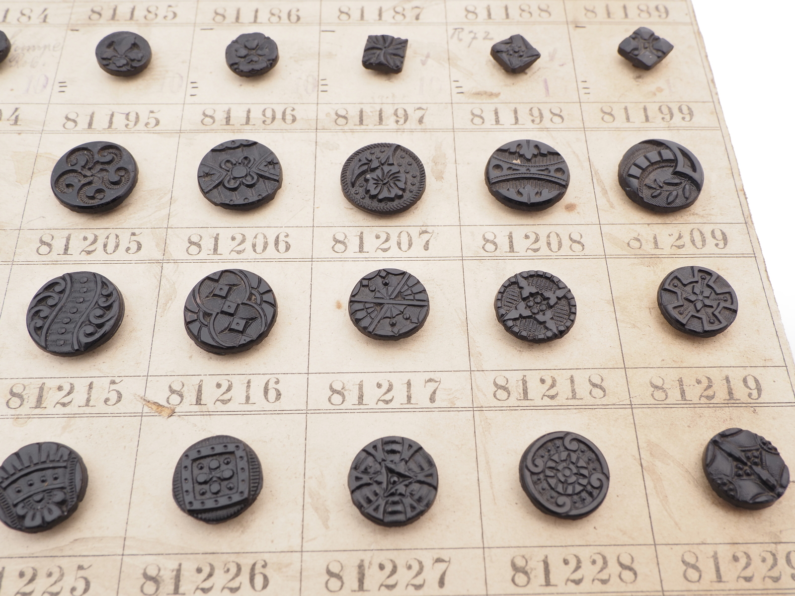 Sample card (143) Czech antique black glass buttons