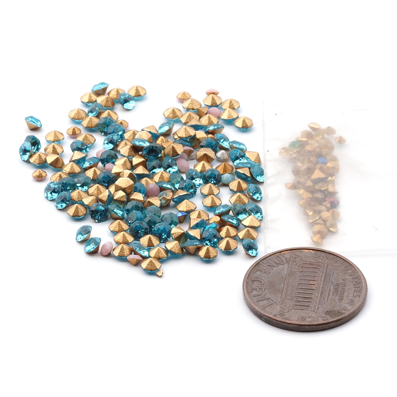 Lot (200) Czech vintage foiled blue mixed glass rhinestones 2/3mm
