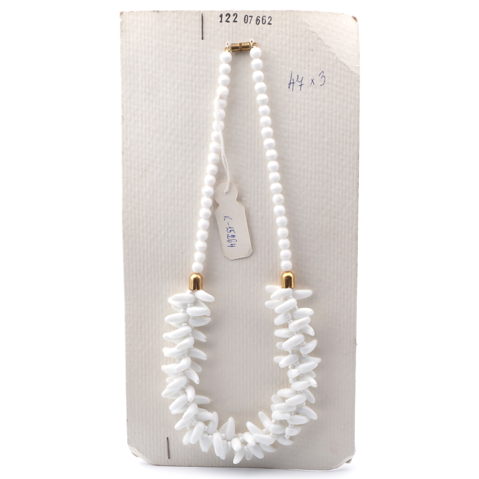 Vintage Czech white glass pendant bead tribal style necklace
