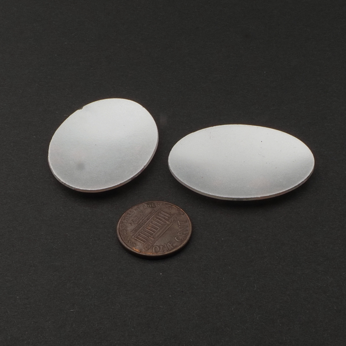 Lot (2) Vintage Czech hand painted wild flower oval glass cabochon jewelry elements 40x30mm
