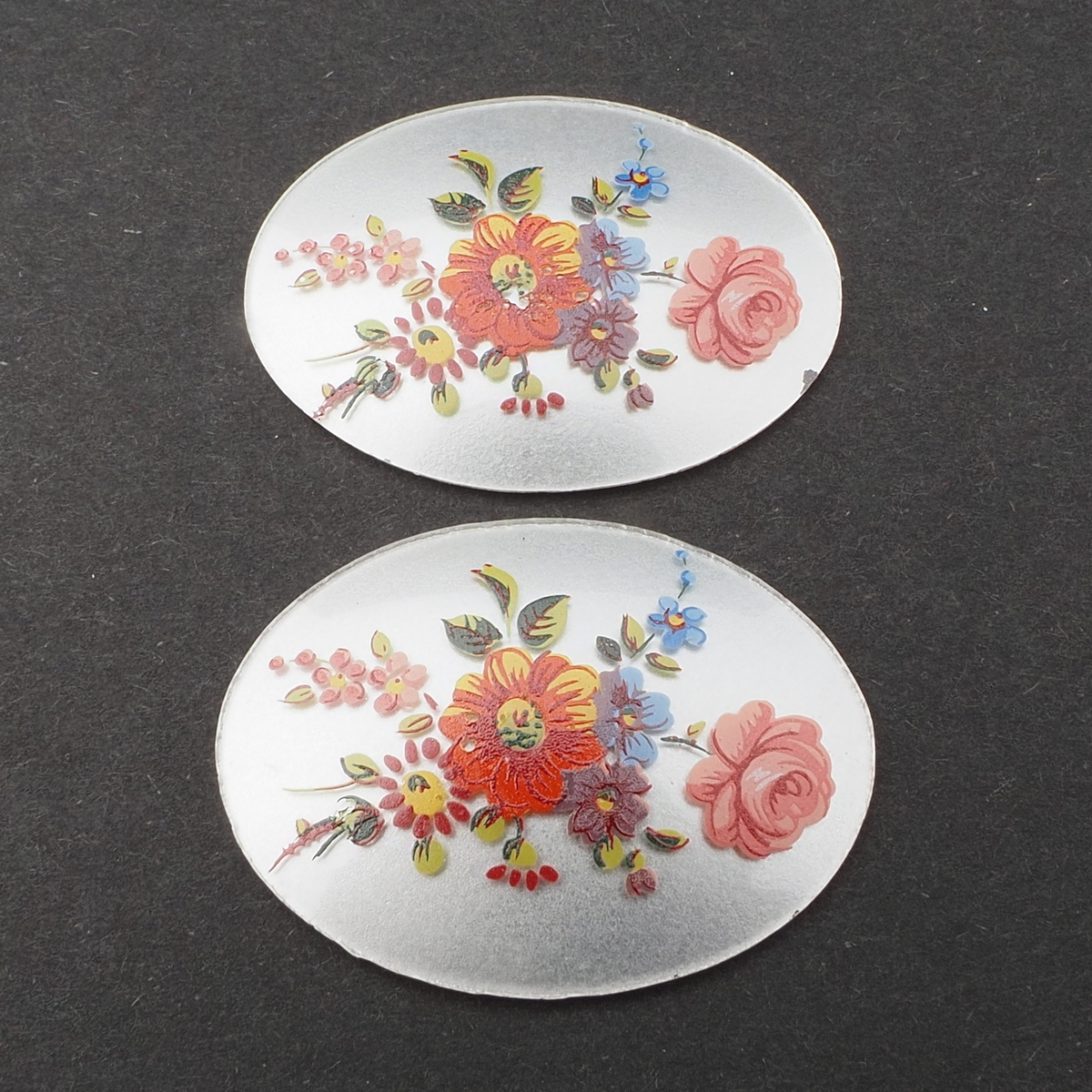 Lot (2) Vintage Czech flower bouquet oval glass cabochon jewelry elements 40x30mm