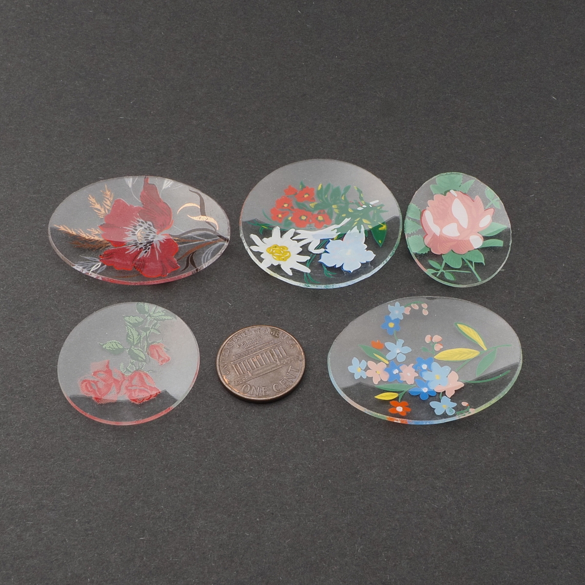 Lot (5) Vintage Czech flower clear glass cabochon jewelry elements 
