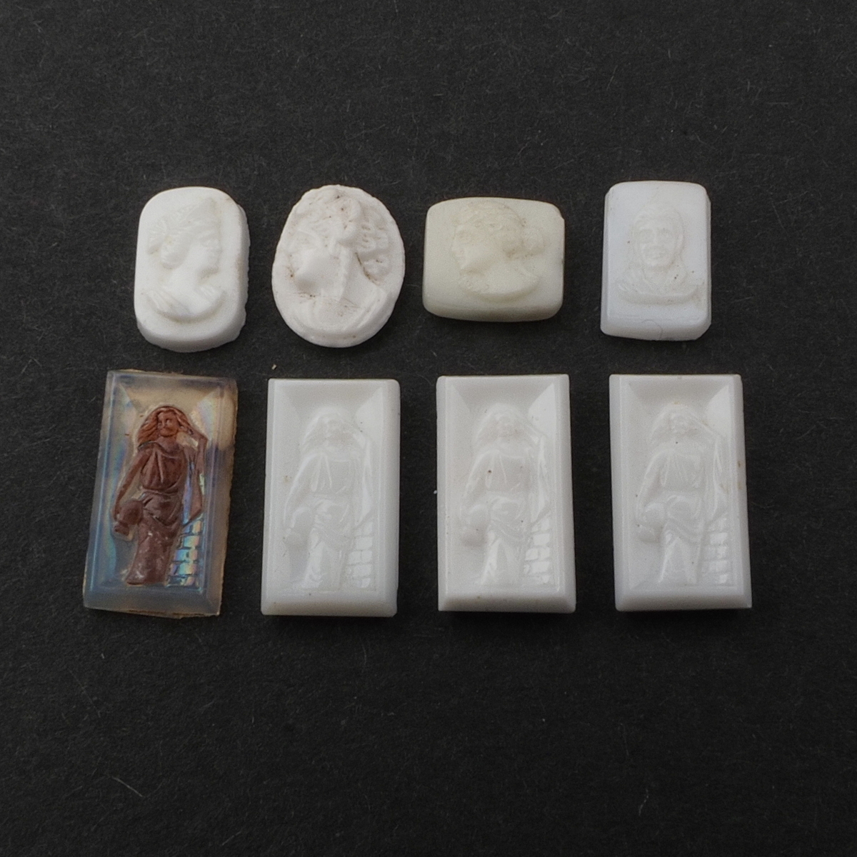 Lot (8) Czech vintage Roman figural glass cameo picture cabochons